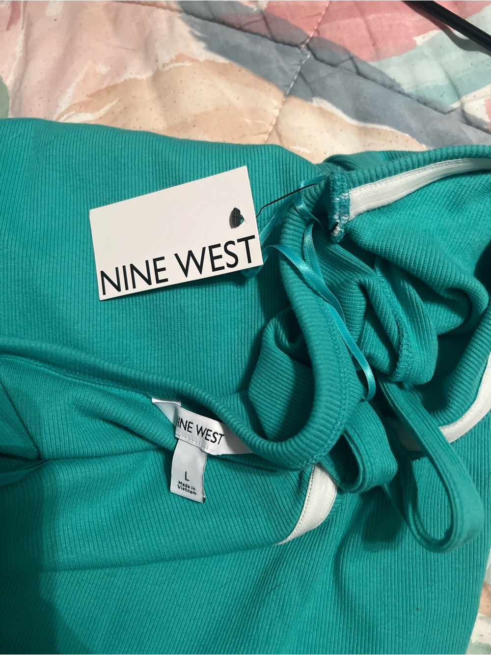 NWT Nine West Green Halter Dress - Picture 5 of 6